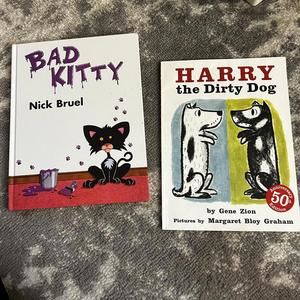 Two Books Dog & Cat Themes